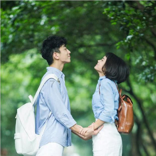 一个陌生电话,损失上万元|反诈日历