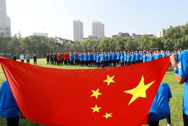 为什么年轻人不想结婚？游戏画面